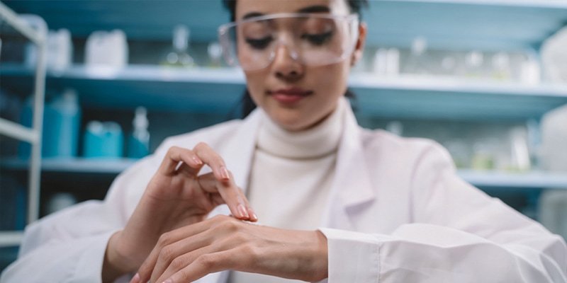 Private label skincare manufacturing