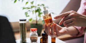 Buyer reviewing samples whilelearning how to evaluate a skincarefactory in China